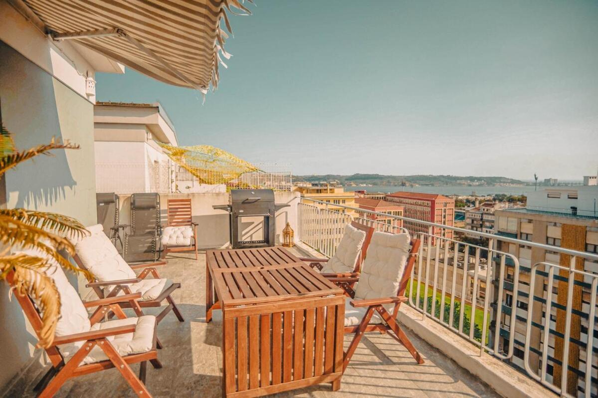 Apartment River Vista - 2 Bedroom Terrace Retreat *